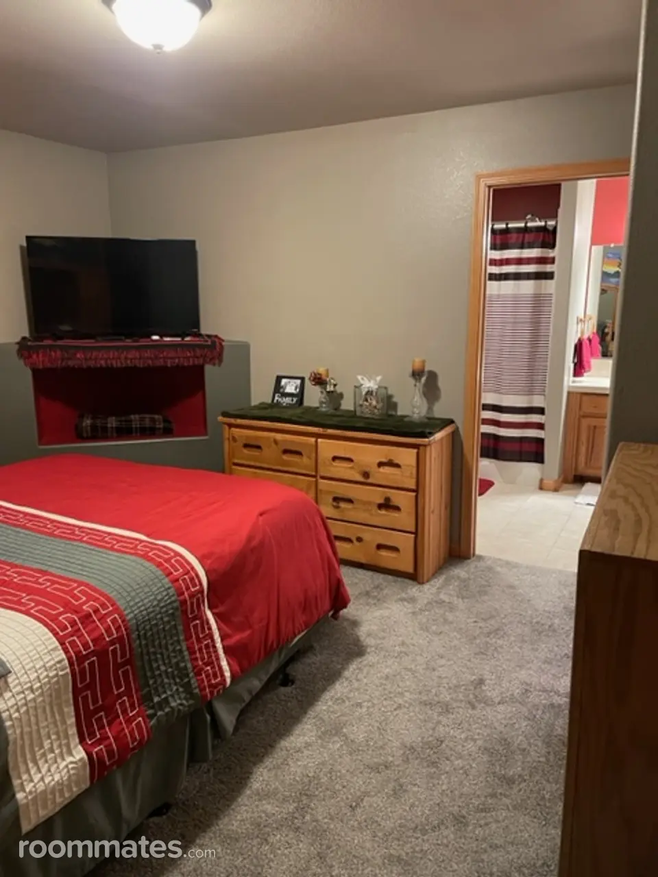 Profile photo 6 of 19