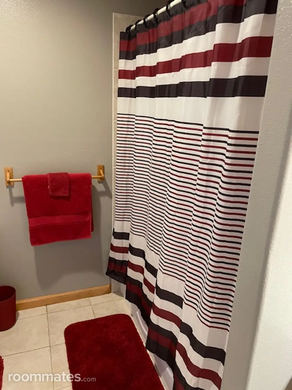 Profile photo 10 of 19