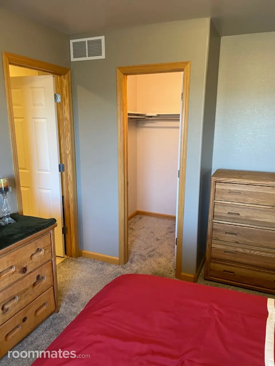 Profile photo 7 of 19