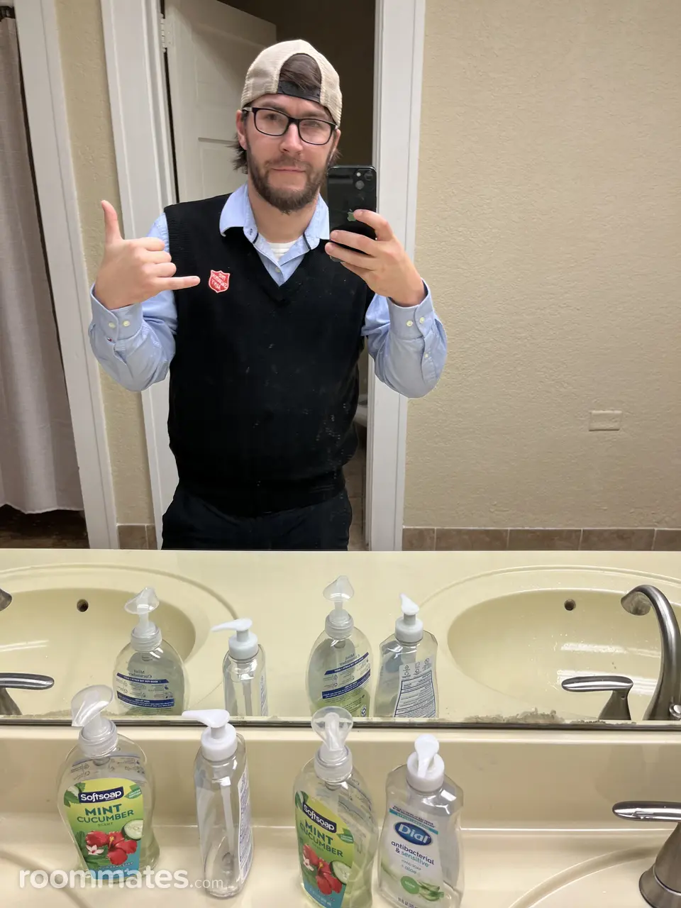 Profile photo 6 of 6