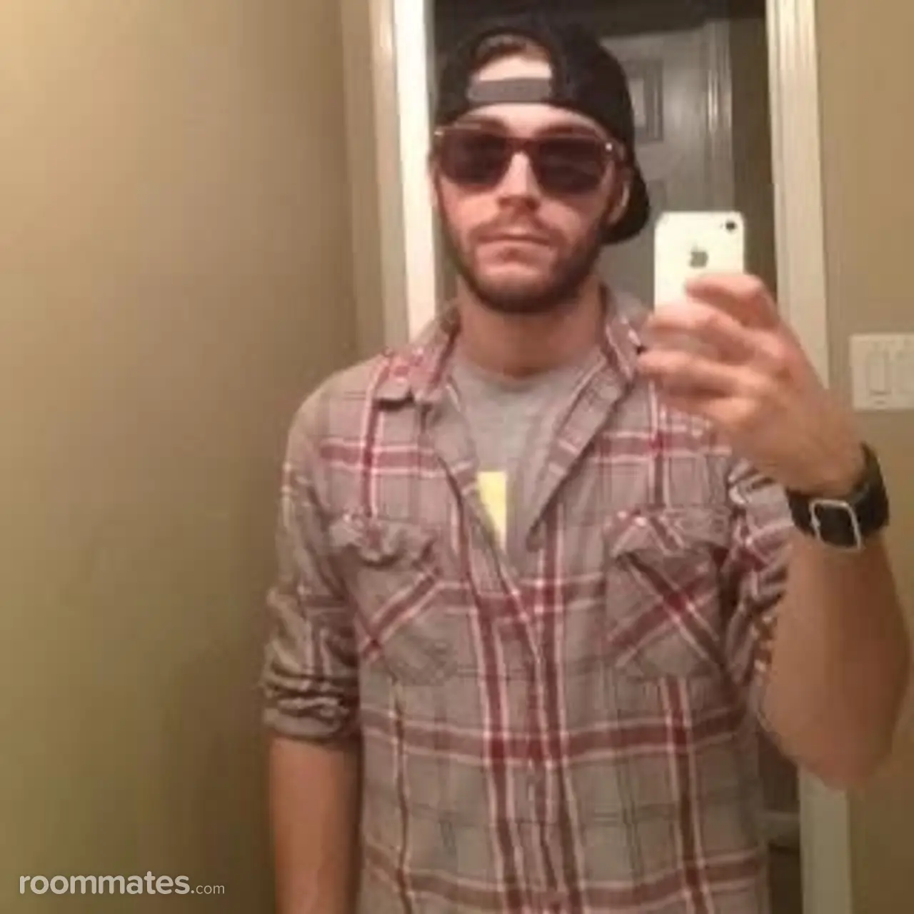 Profile photo 3 of 6