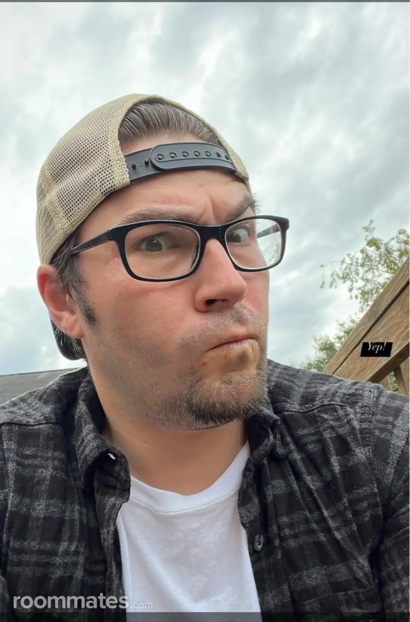 Profile photo 1 of 6