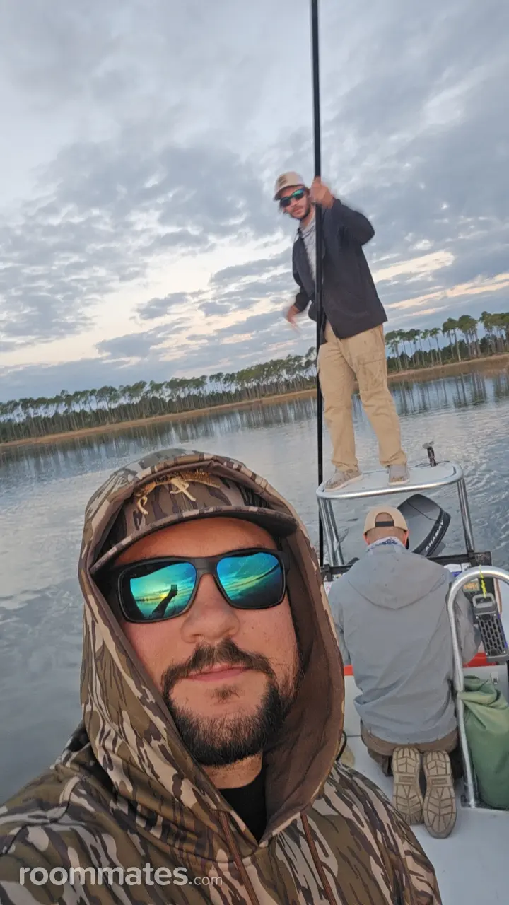 Profile photo 8 of 8