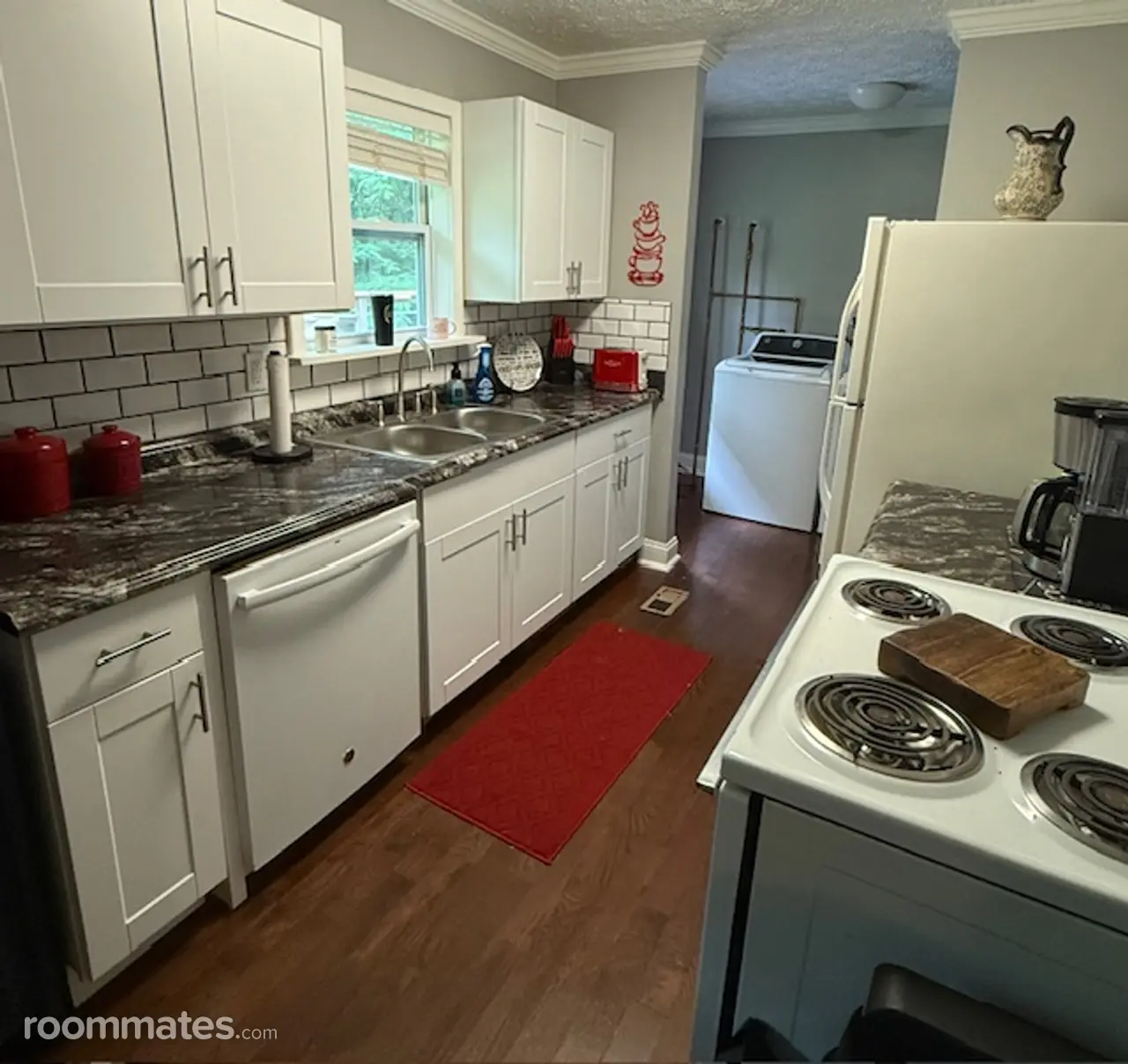 Profile photo 2 of 11