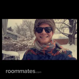 Roommate looking Chicago, IL, $1000
