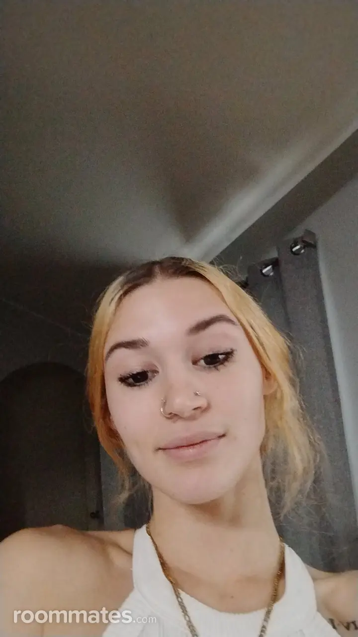 Profile photo 1 of 4