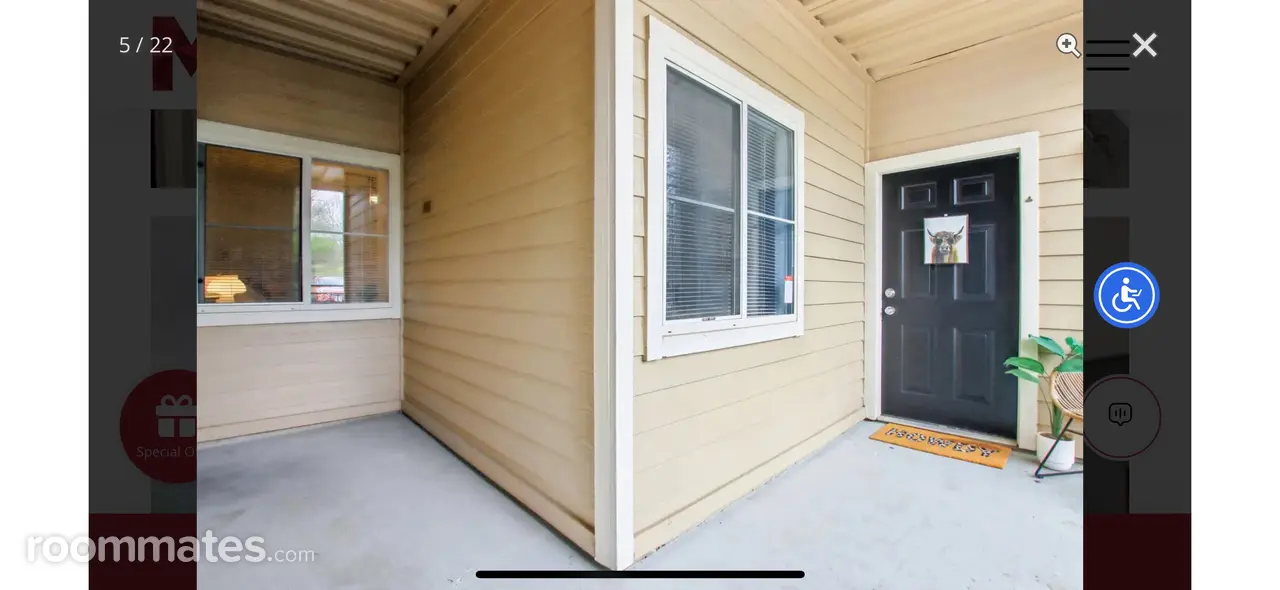 Profile photo 1 of 9