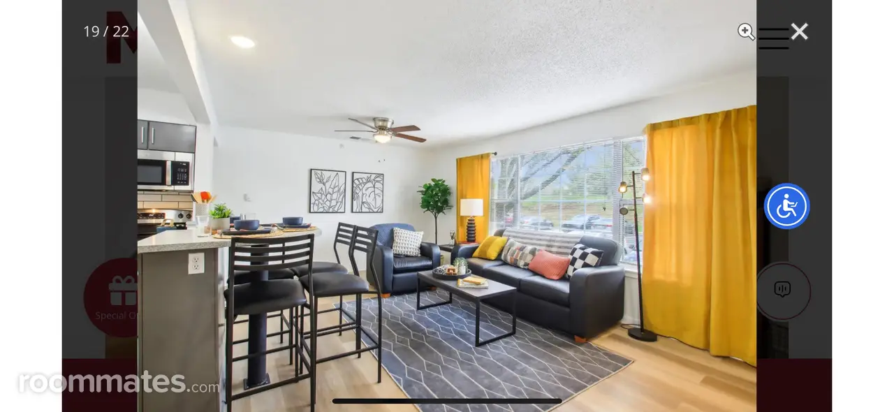 Profile photo 6 of 9