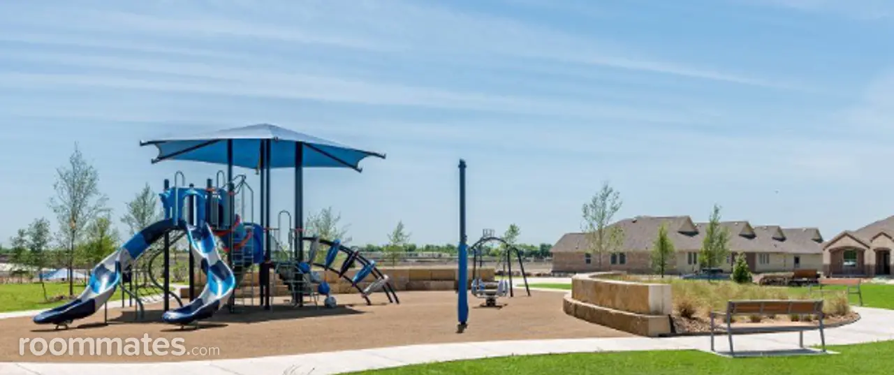 Profile photo 2 of 5