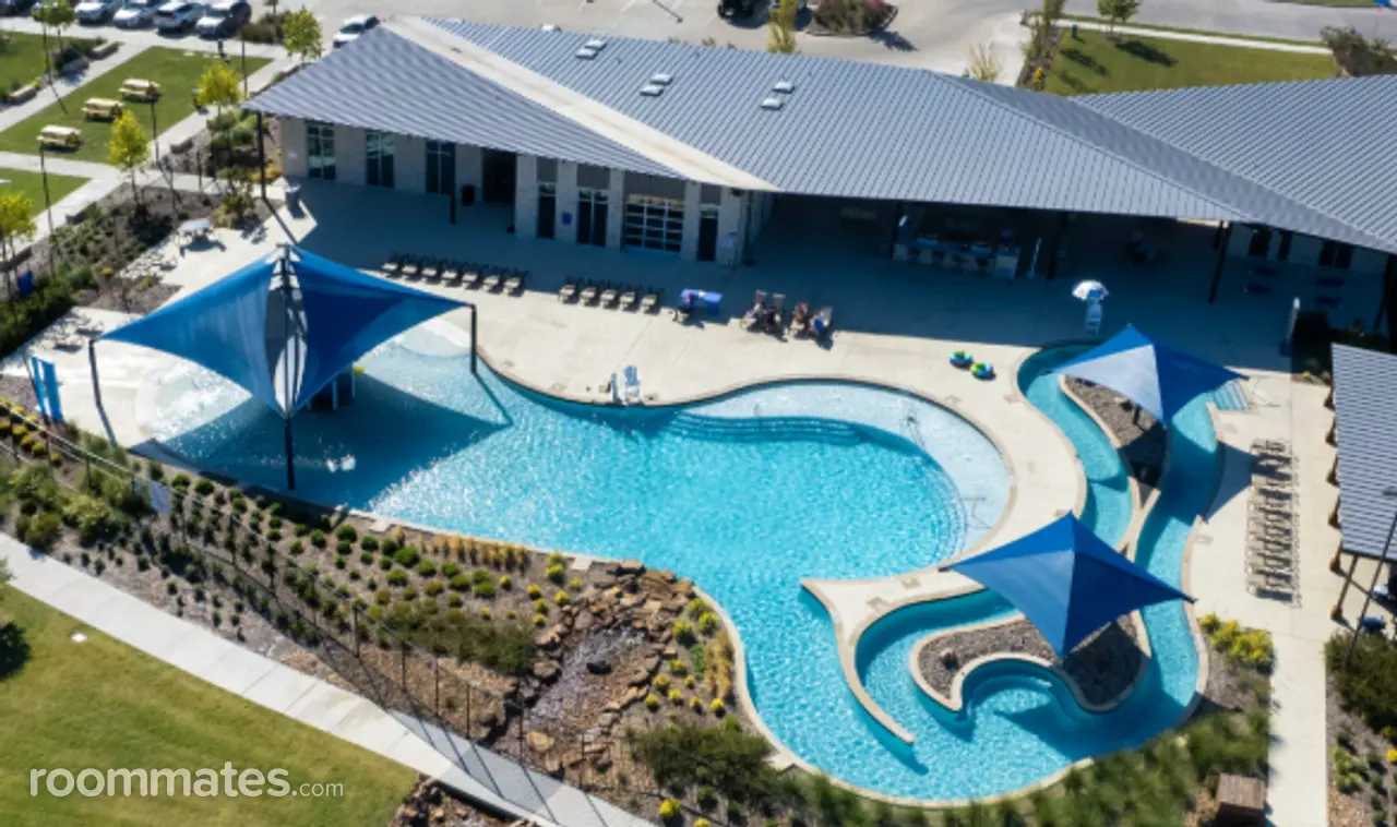 Profile photo 1 of 5