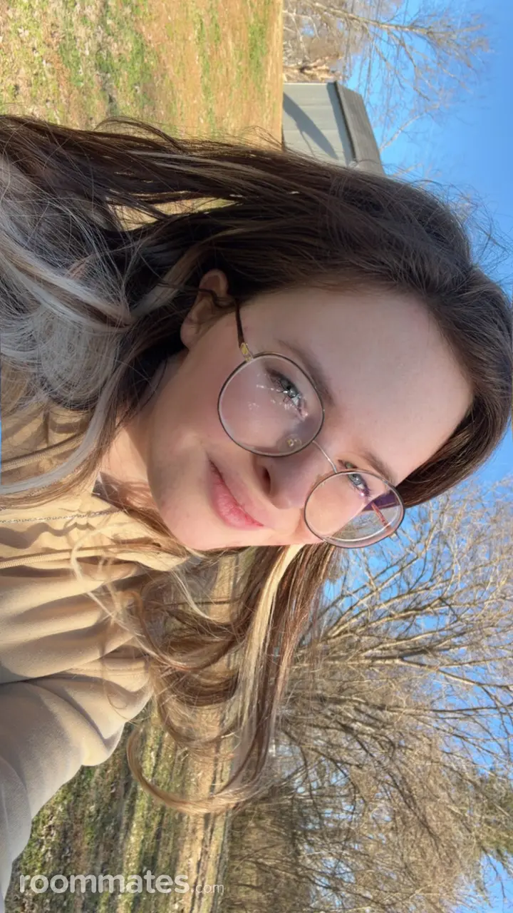 Profile photo 7 of 8