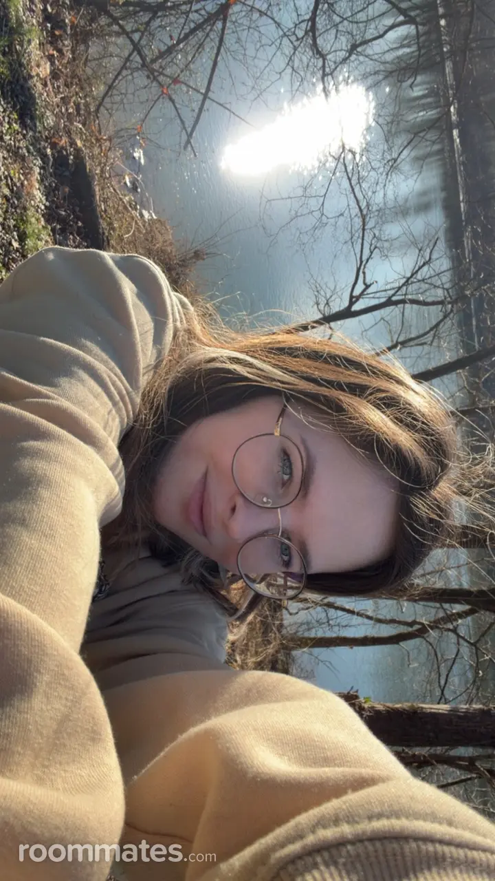 Profile photo 5 of 8