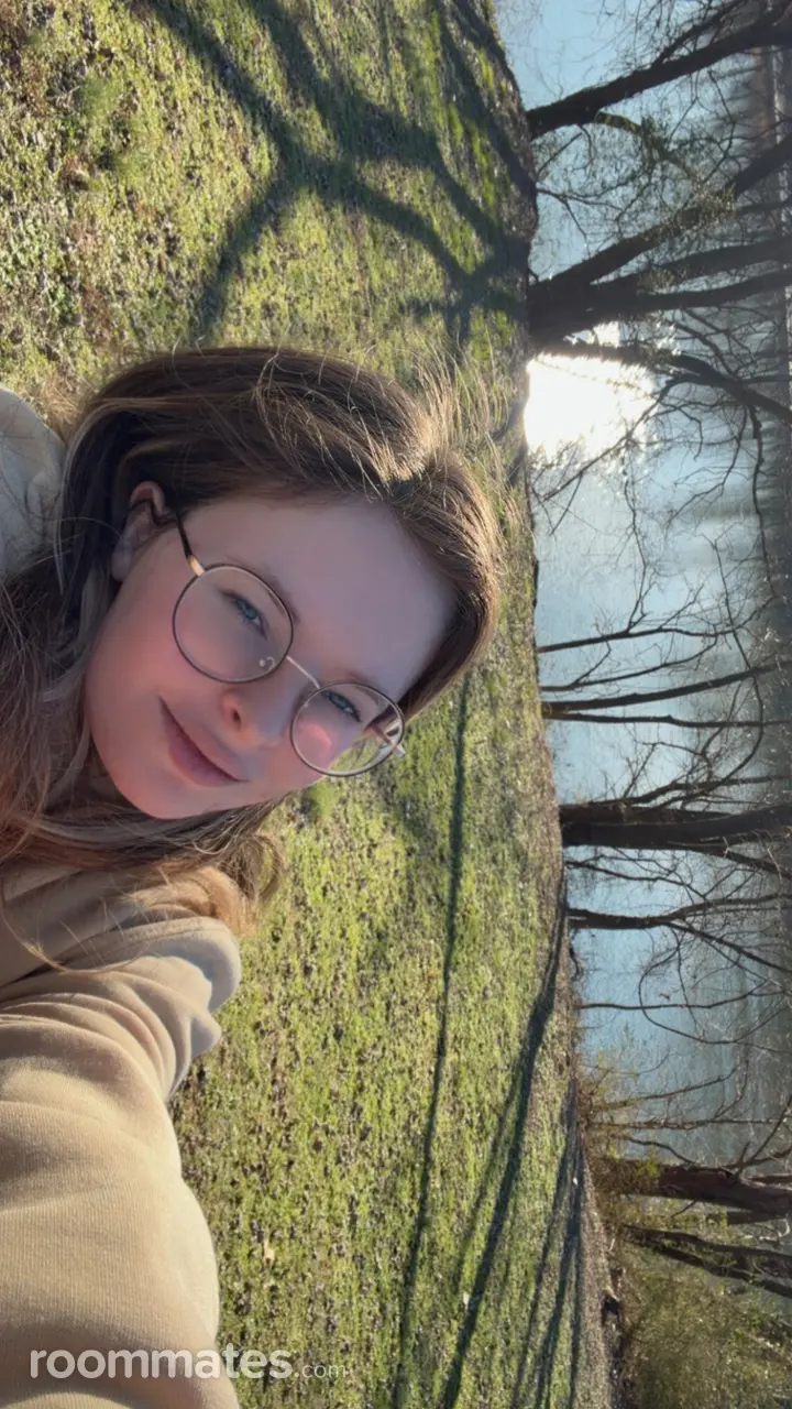 Profile photo 8 of 8