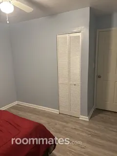 Room for rent in Detroit, MI $830, house