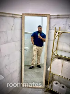 Roommate looking Bakersfield, CA, $600