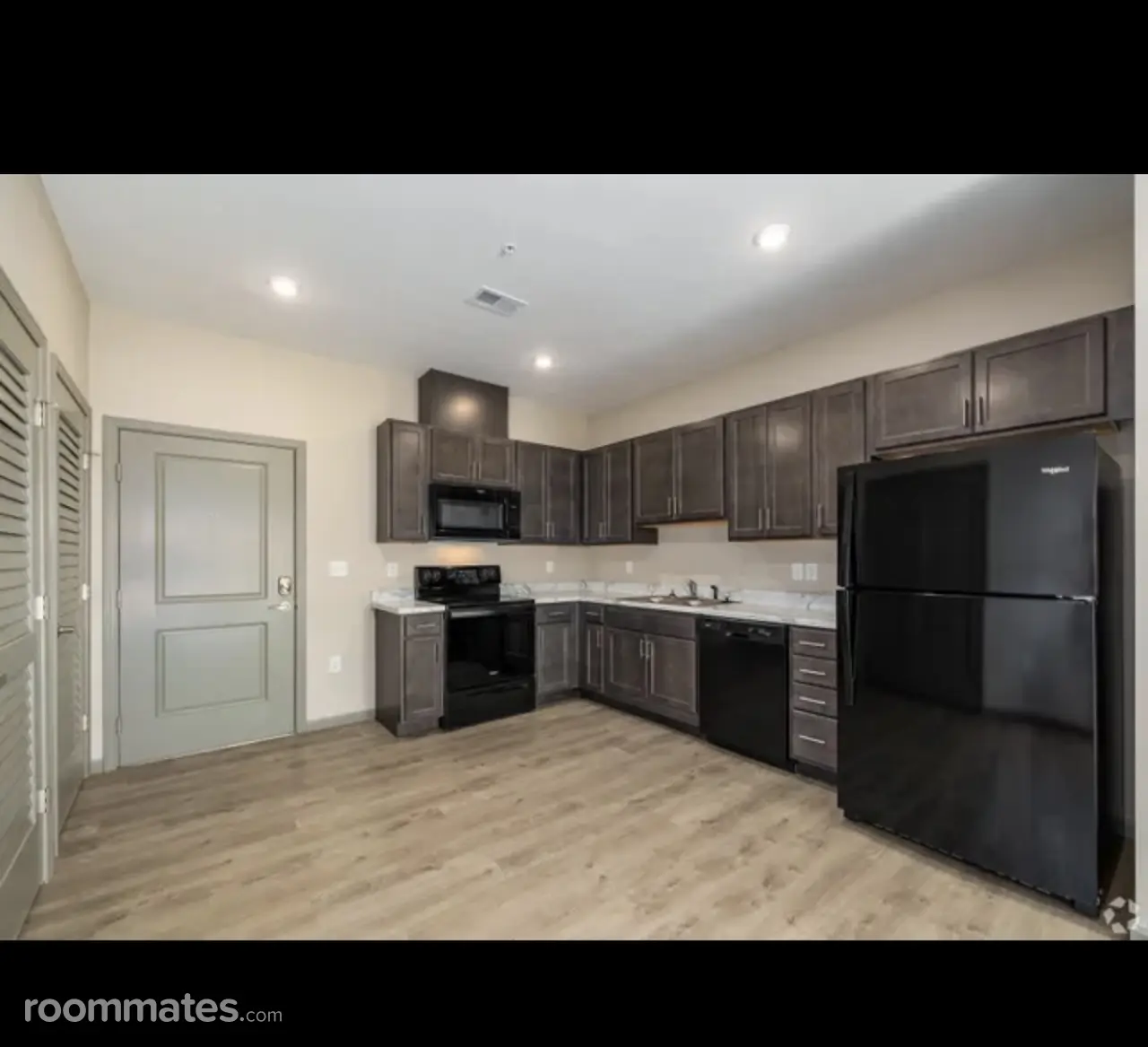 Profile photo 2 of 5