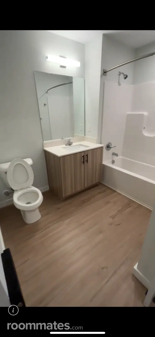 Profile photo 5 of 7