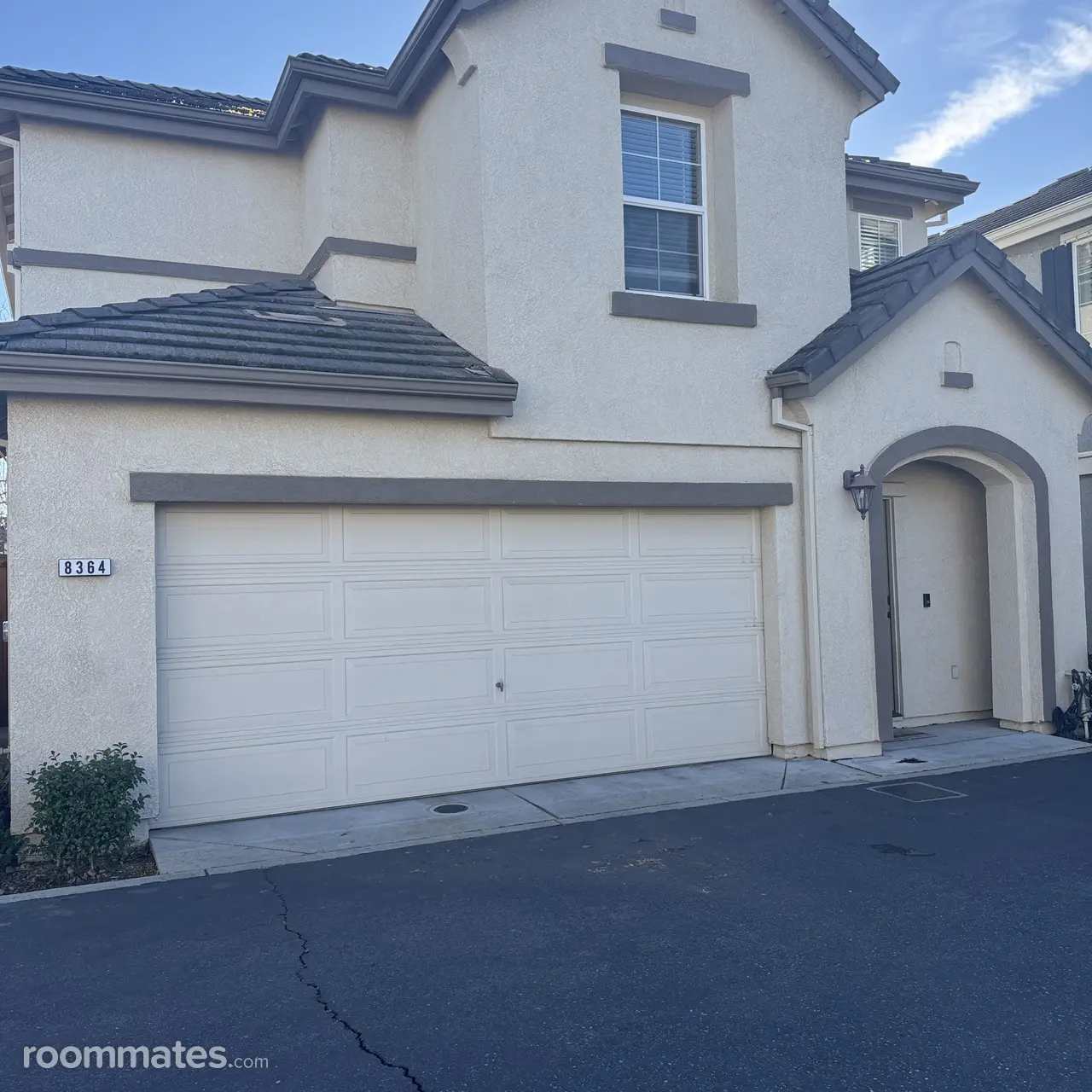 Profile photo 3 of 8