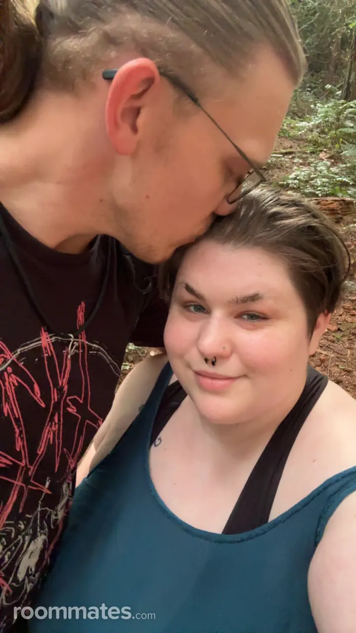 Profile photo 2 of 4