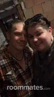 Roommate looking Everett, WA, $1000