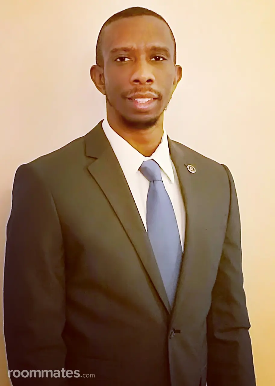 Profile photo 12 of 12