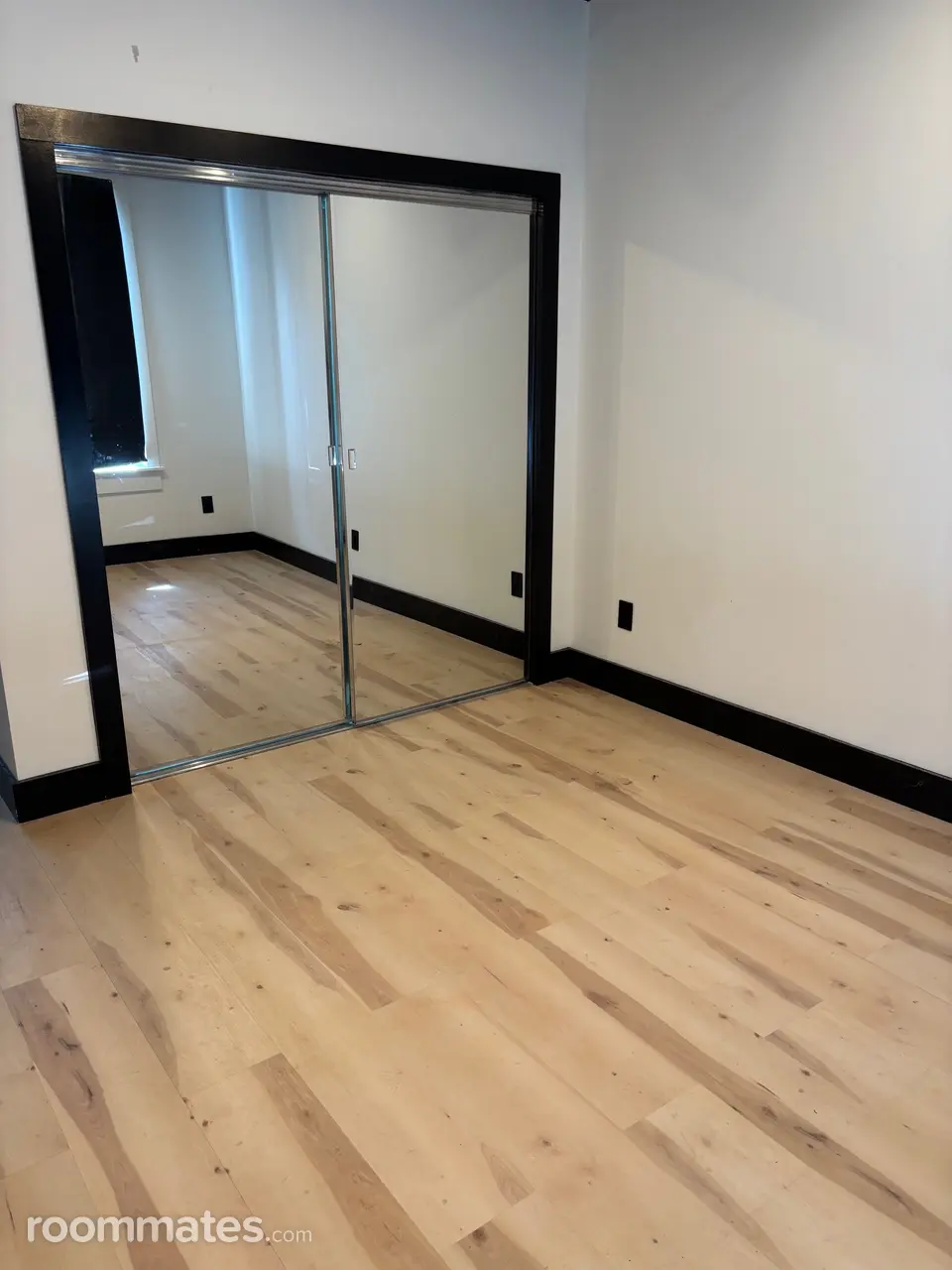 Profile photo 7 of 12