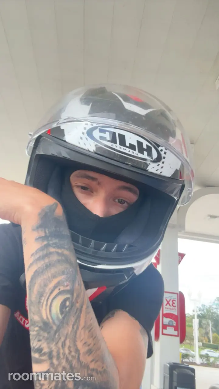 Profile photo 4 of 7