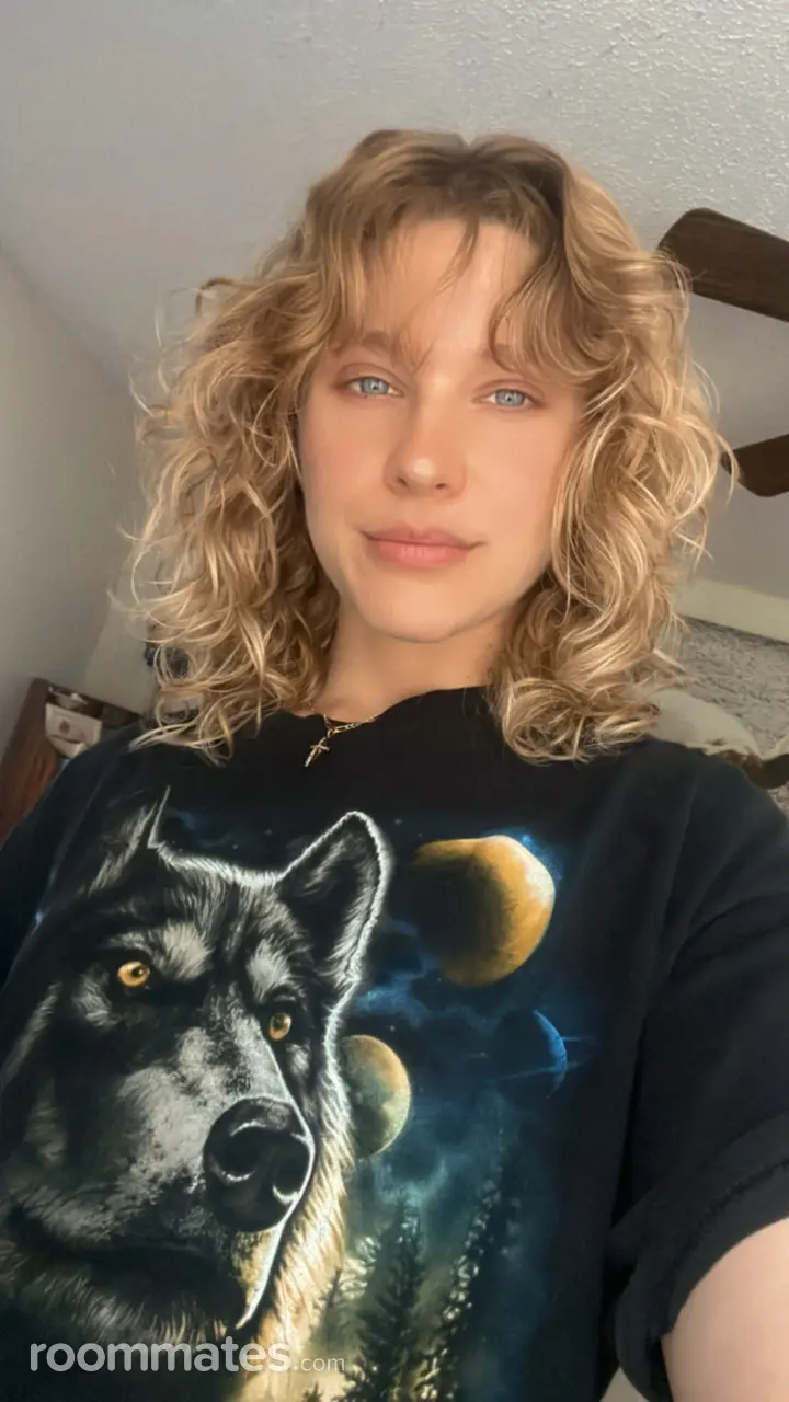 Profile photo 1 of 1