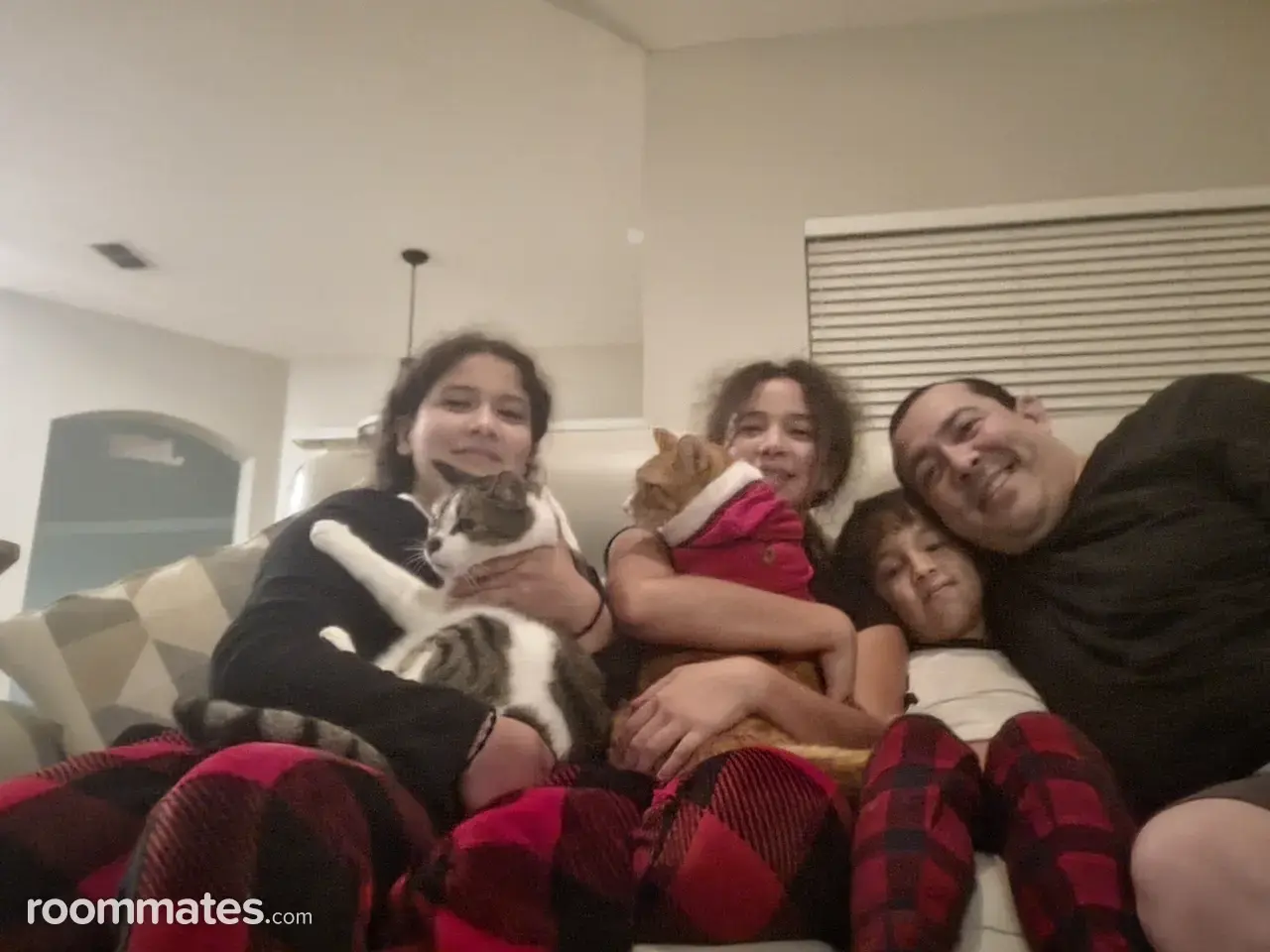 Profile photo 16 of 16