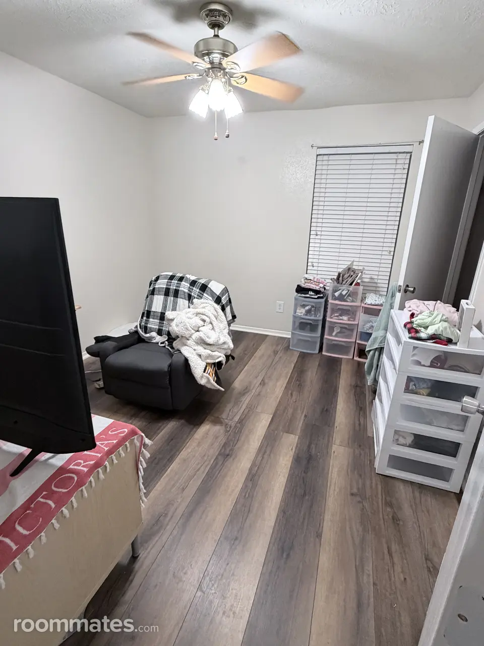 Profile photo 2 of 11