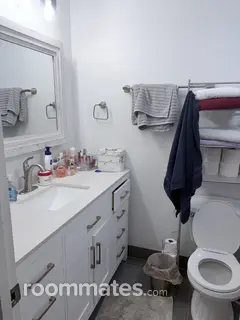 Room for rent in Webster, TX $740, house