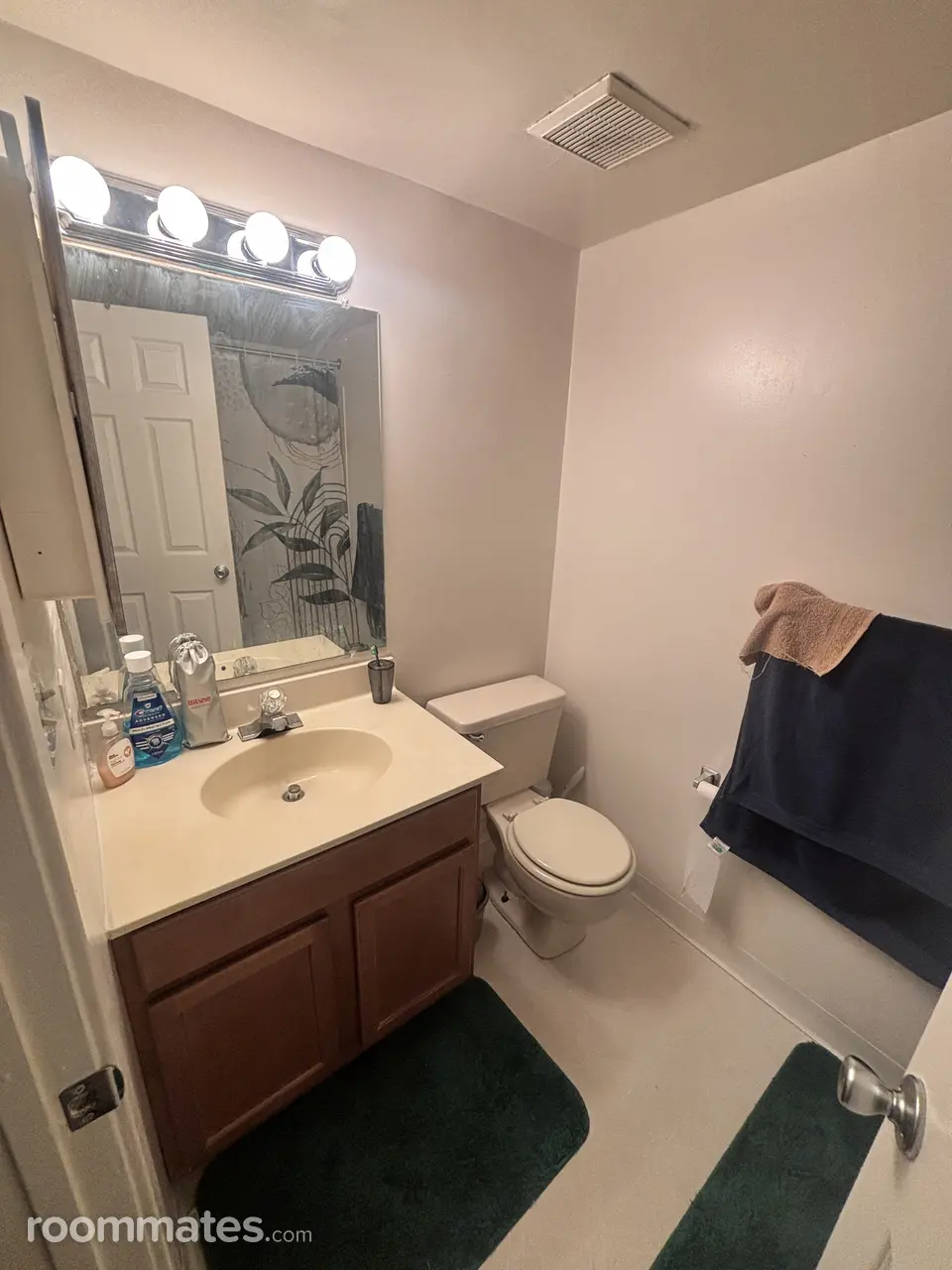 Profile photo 1 of 9