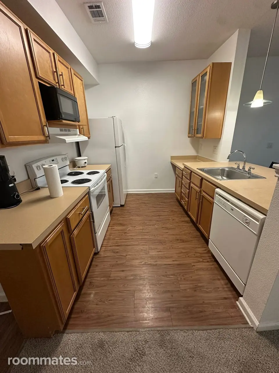 Profile photo 1 of 6