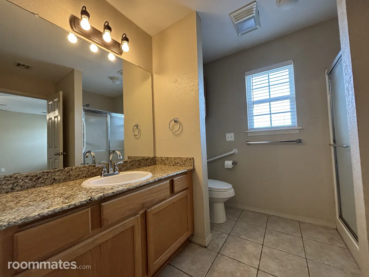 Profile photo 3 of 5