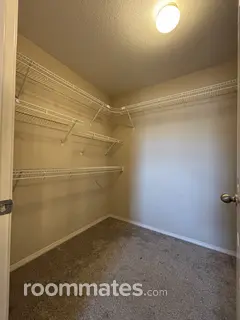 Room for rent in Bentonville, AR $1000, house