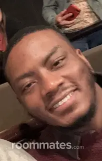 Roommate looking Chicago, IL, $1400