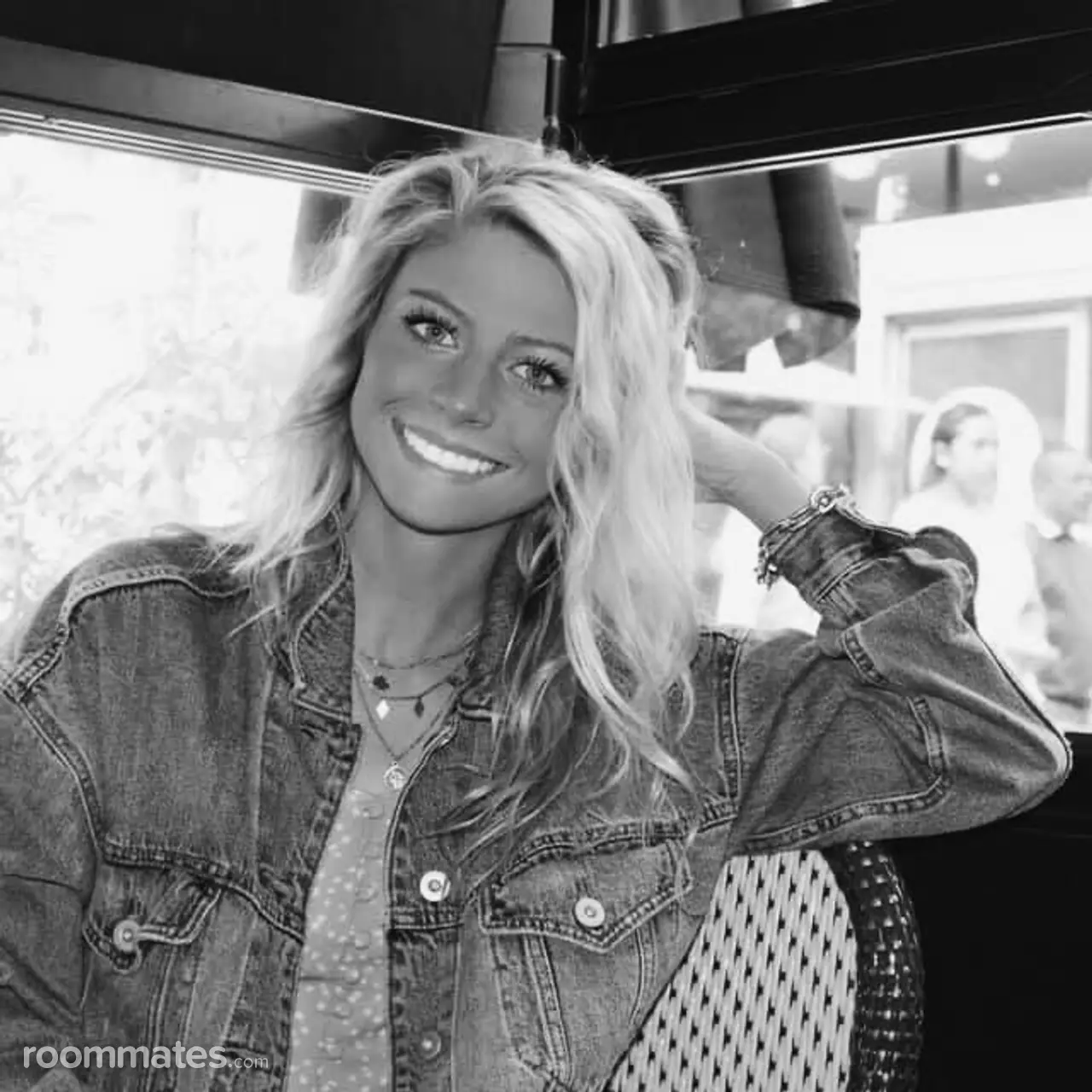 Profile photo 6 of 9