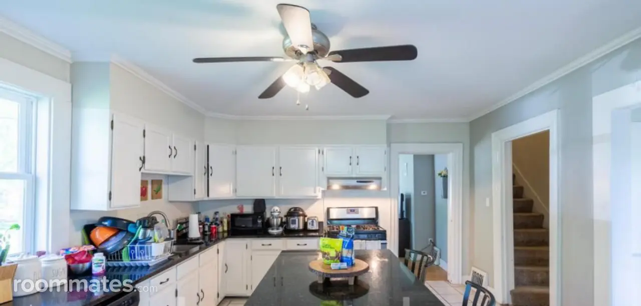 Profile photo 2 of 9