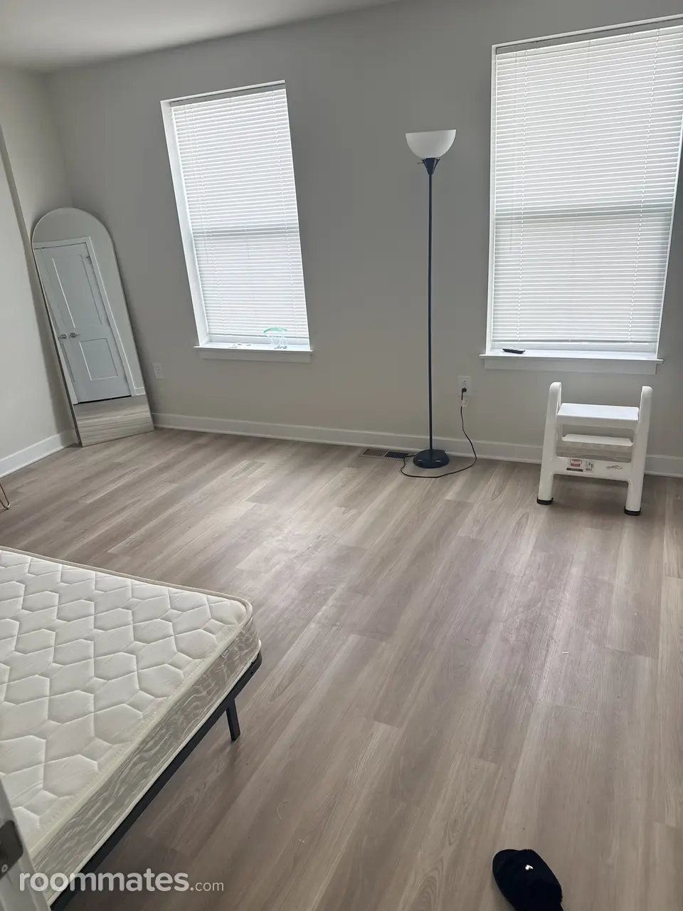 Profile photo 1 of 9