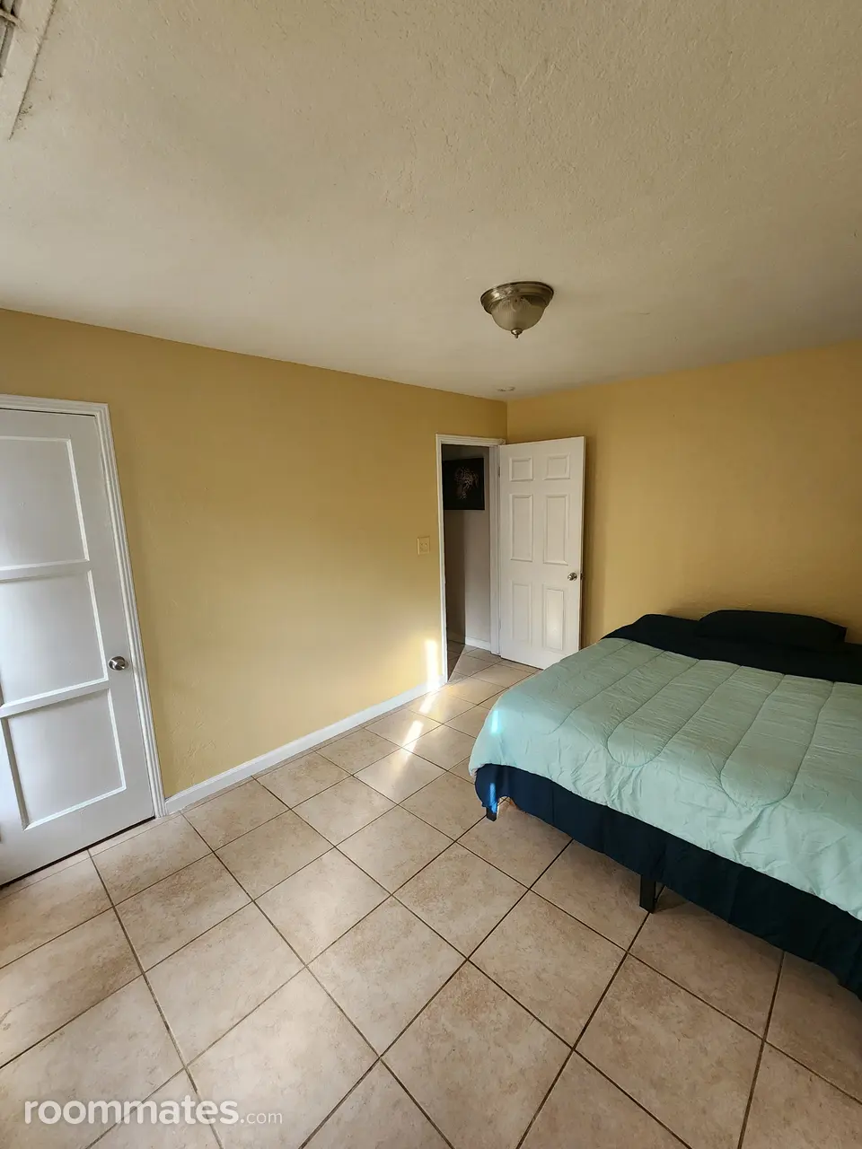 Profile photo 4 of 8