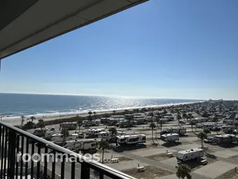 Room for rent in Myrtle Beach, SC $700, condo