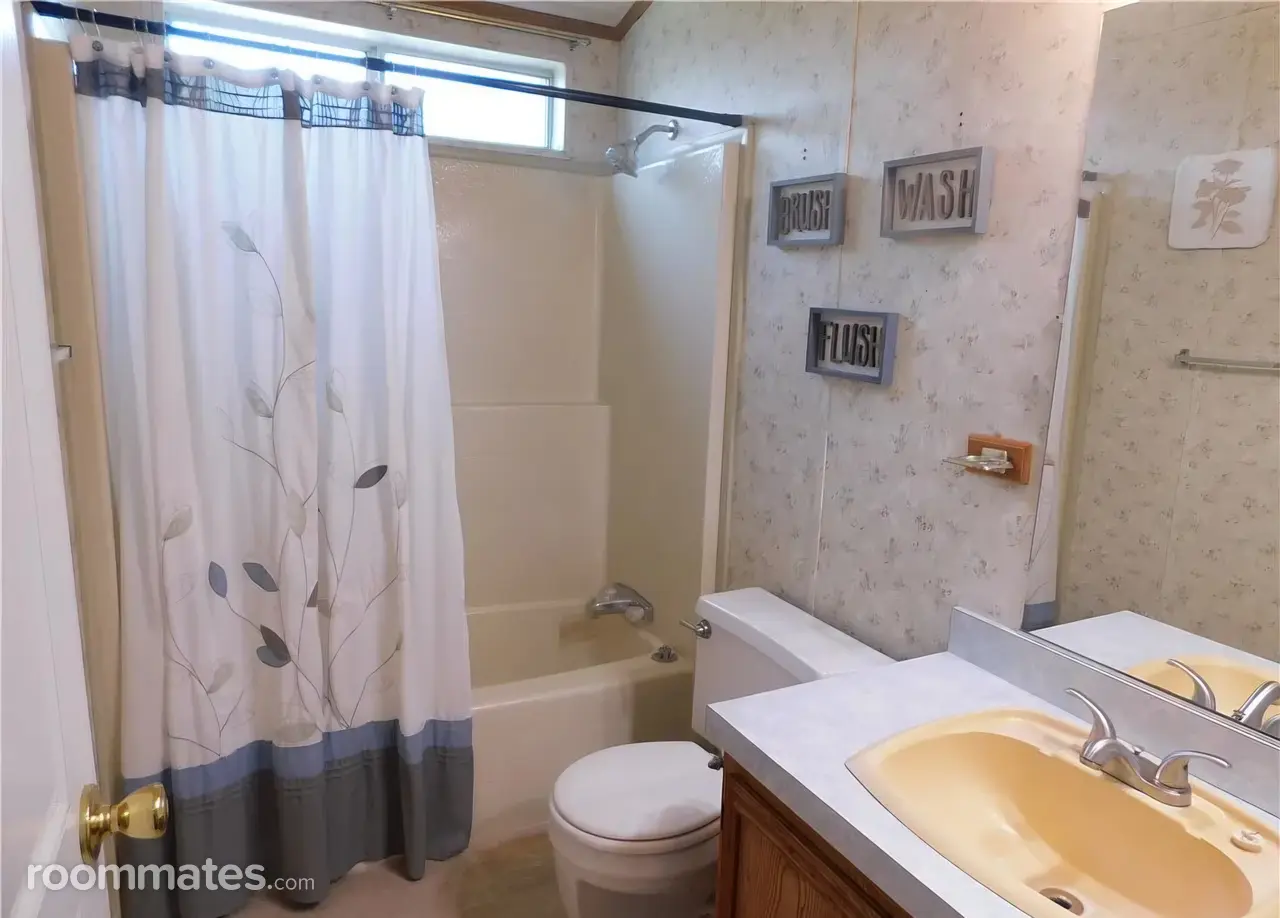 Profile photo 1 of 5