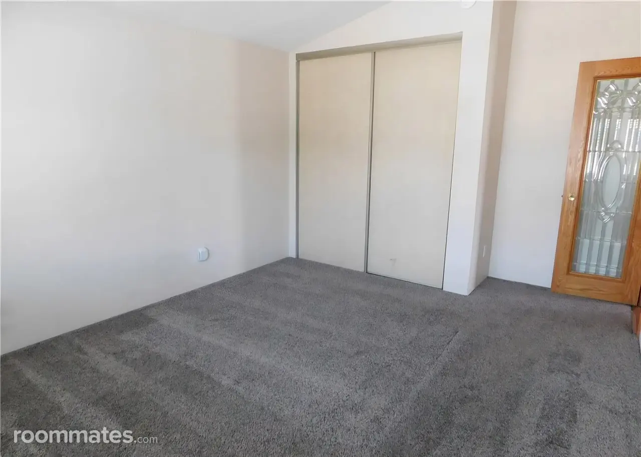 Profile photo 2 of 5