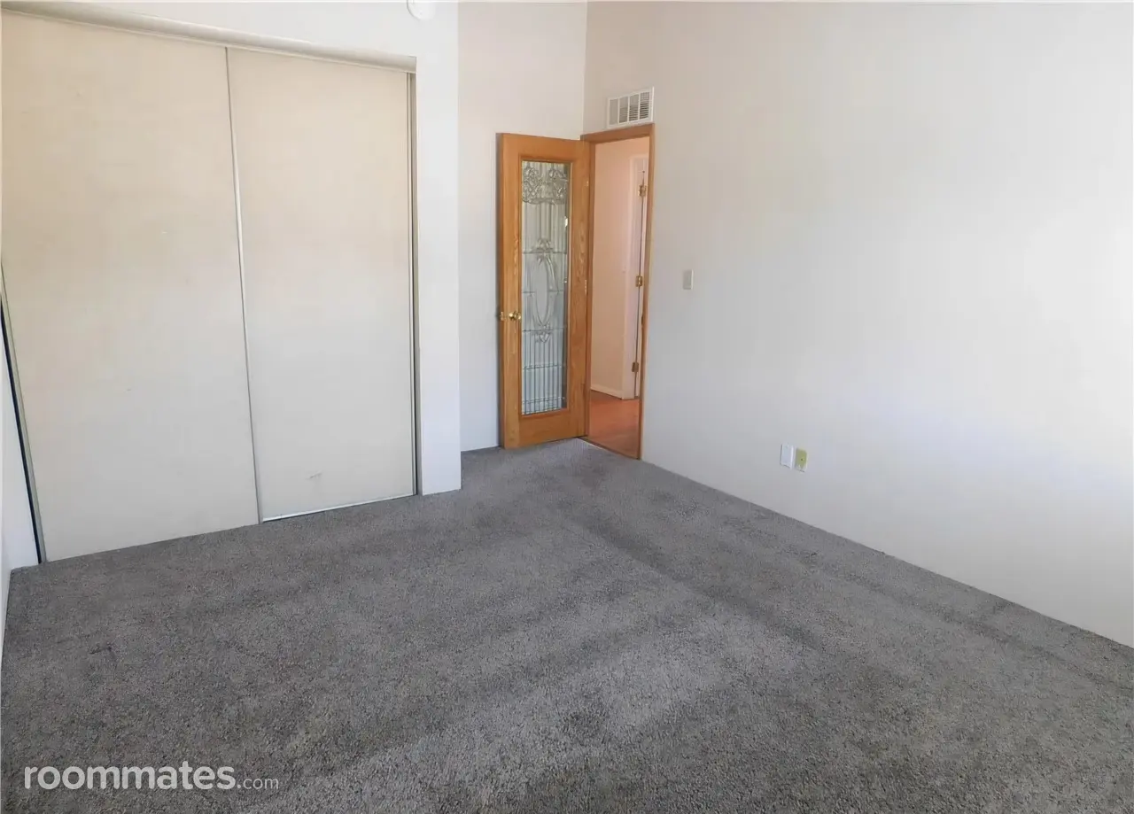 Profile photo 3 of 5