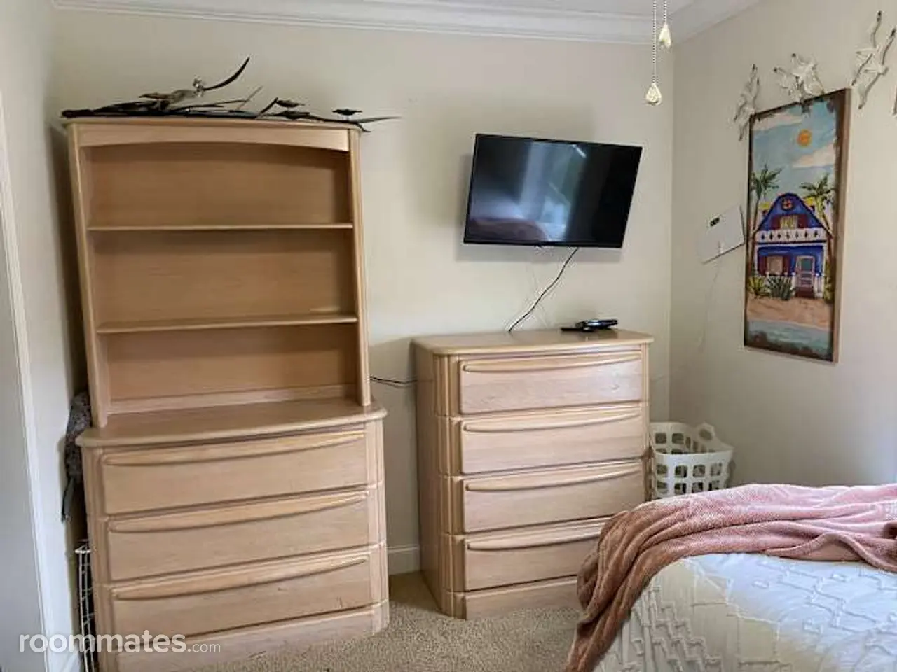 Profile photo 9 of 16