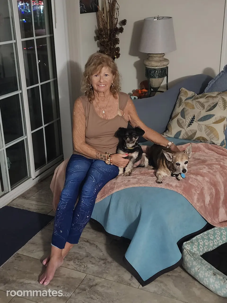 Profile photo 14 of 16