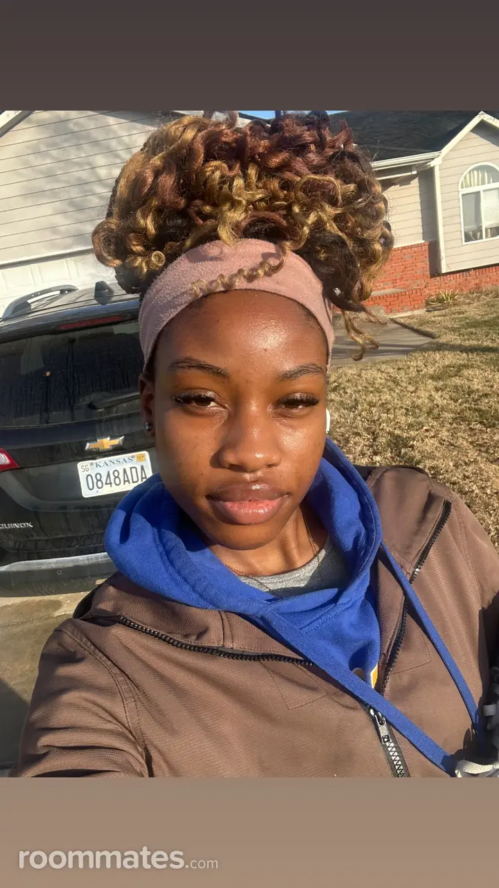 Profile photo 6 of 9