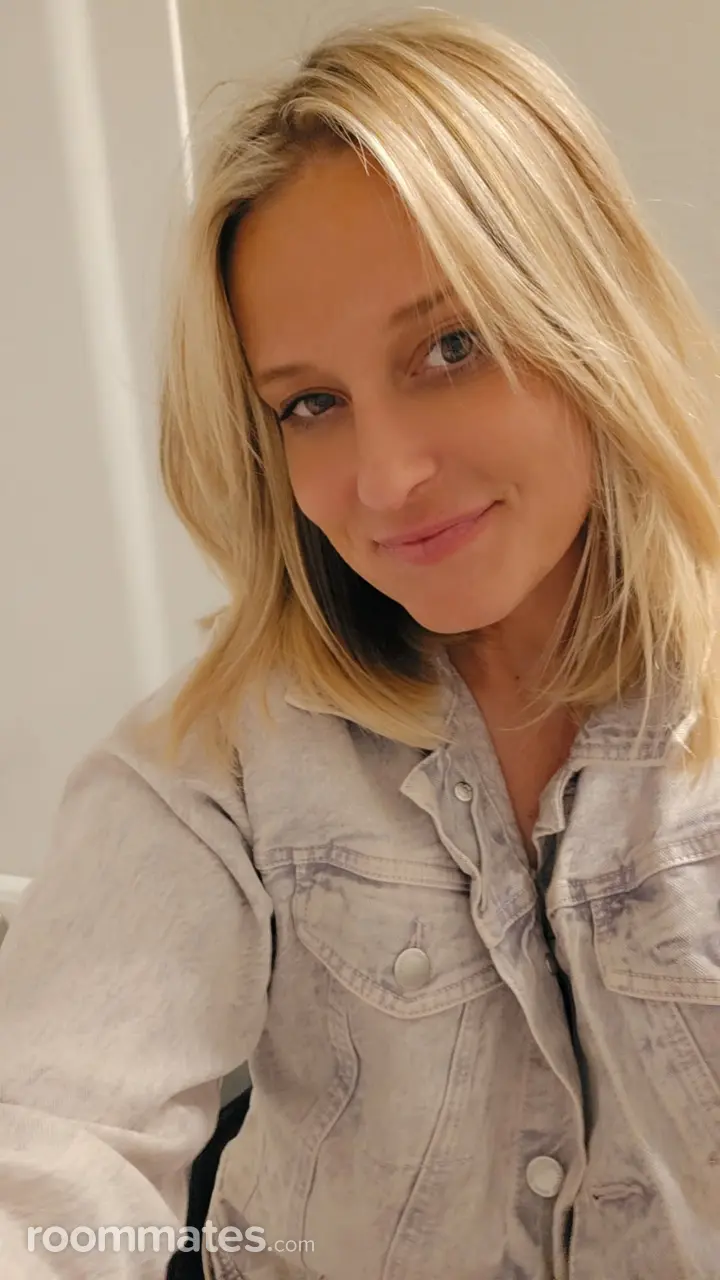 Profile photo 6 of 6