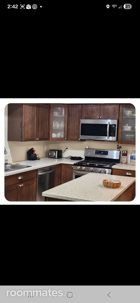 Profile photo 5 of 6