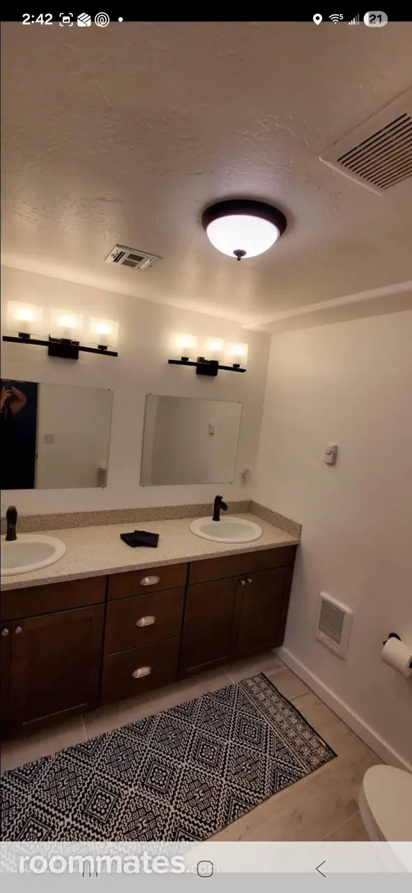 Profile photo 2 of 6